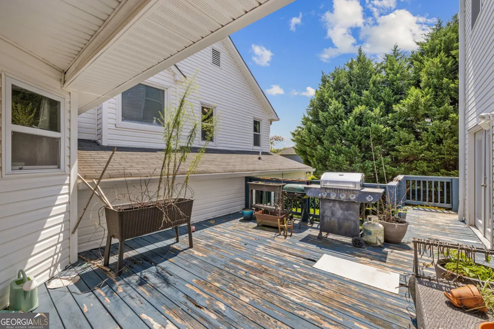 761 Wilkes DR Loganville, GA 30052