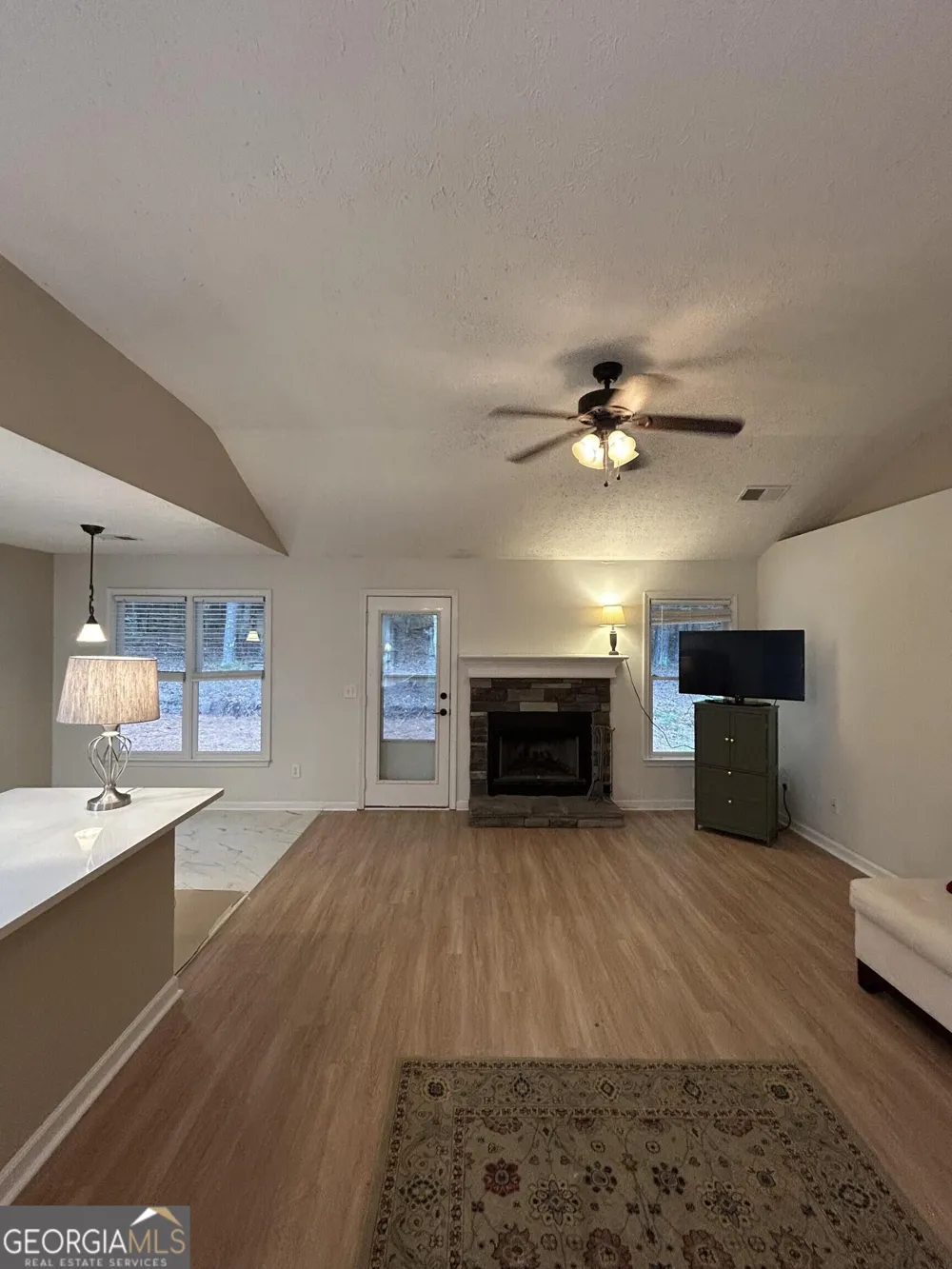 146 Pinebrook DR Waleska, GA 30183