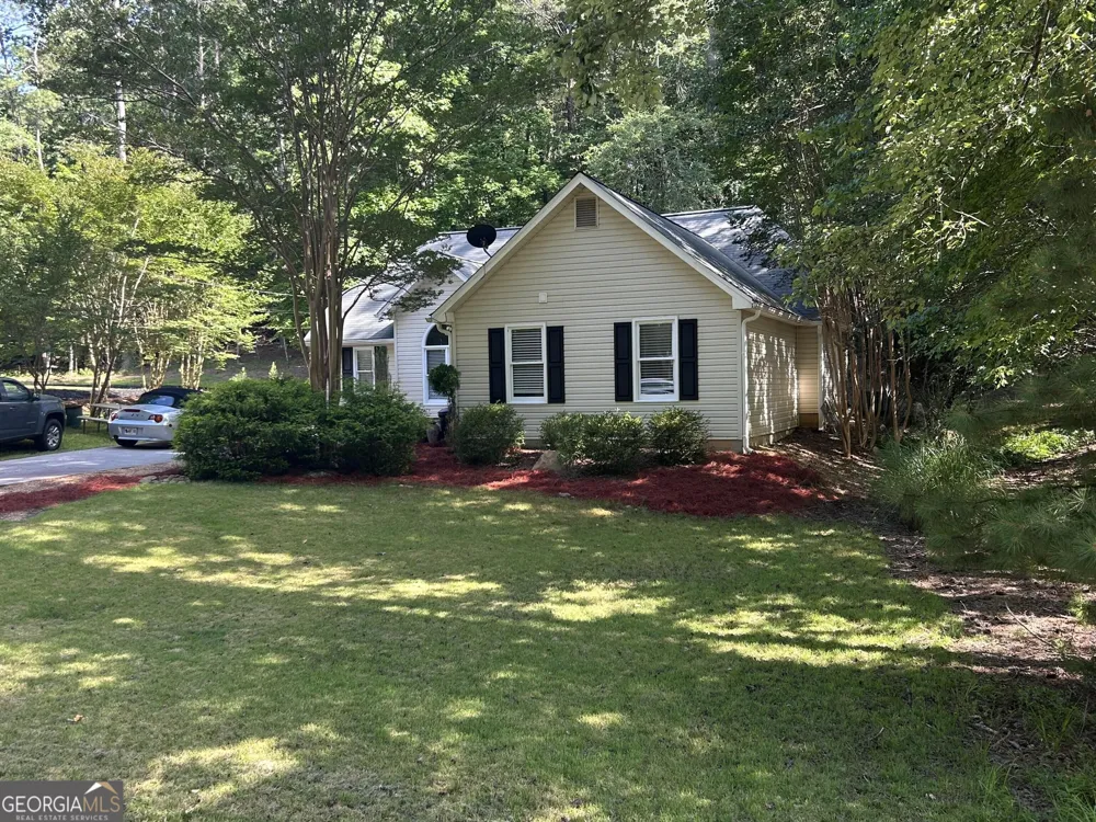 146 Pinebrook DR Waleska, GA 30183