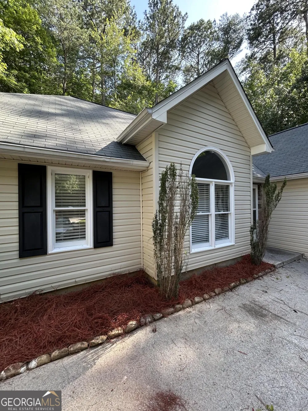 146 Pinebrook DR Waleska, GA 30183