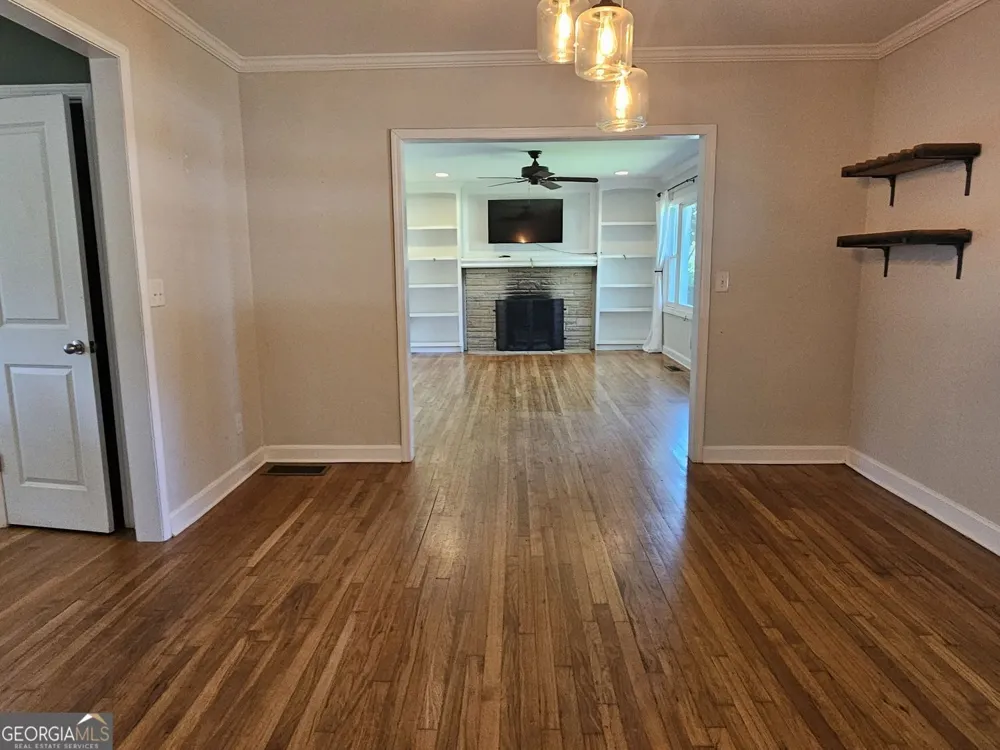 3293 Covington HWY Avondale Estates, GA 30002