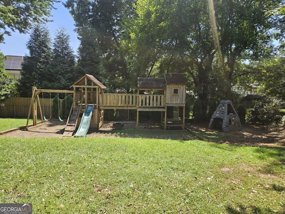 3293 Covington HWY Avondale Estates, GA 30002