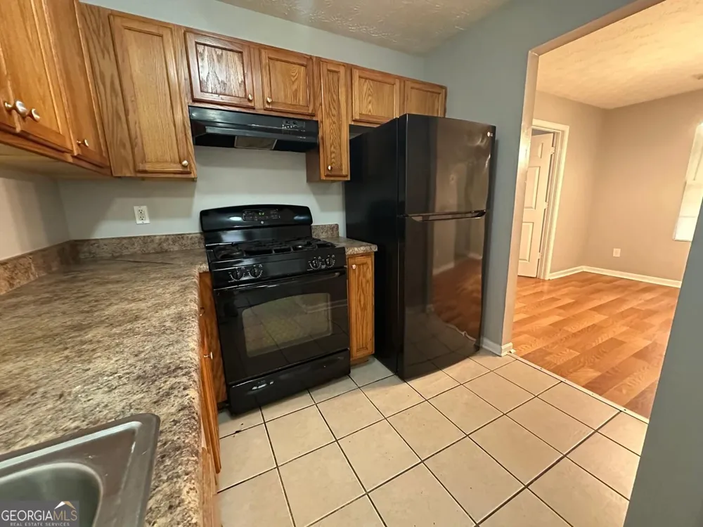 610 Waynes CT SE Atlanta, GA 30354
