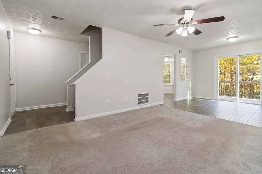 2725 Wildflower LN Snellville, GA 30039