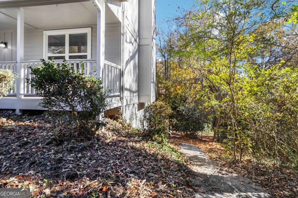 2725 Wildflower LN Snellville, GA 30039