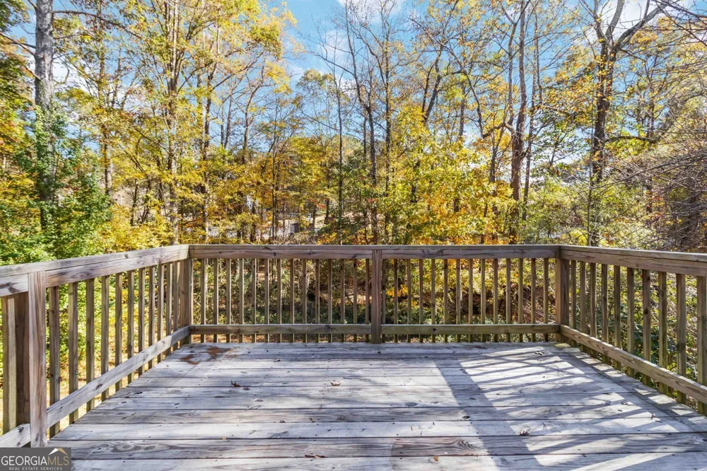 2725 Wildflower LN Snellville, GA 30039
