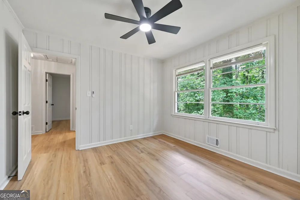 2529 Riggs DR East Point, GA 30344