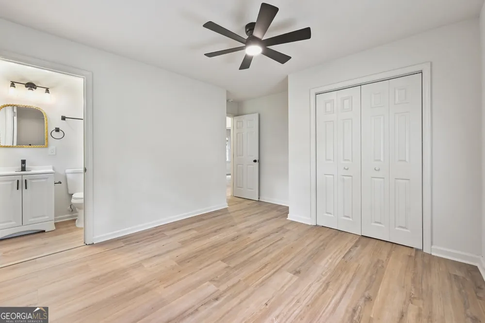 2529 Riggs DR East Point, GA 30344