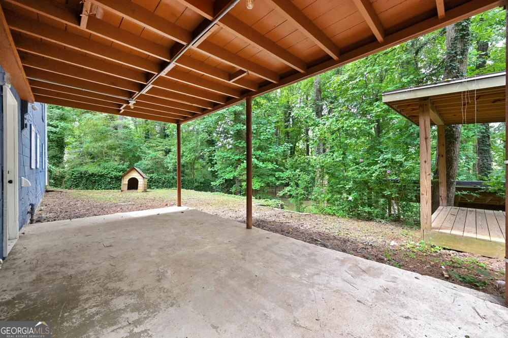 2529 Riggs DR East Point, GA 30344
