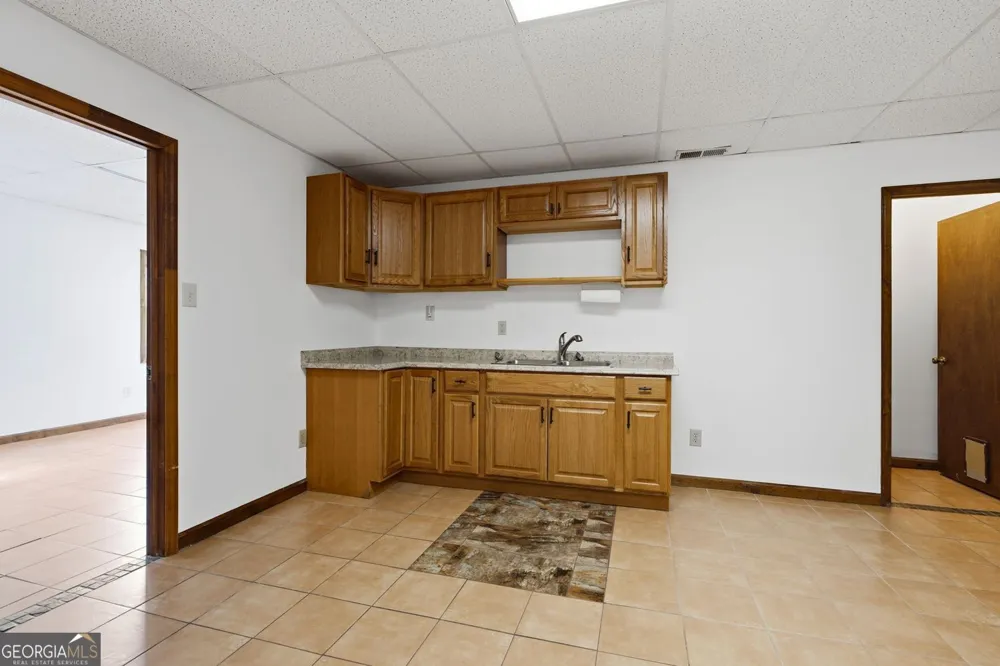 2890 Creekwood LN NW Lawrenceville, GA 30044