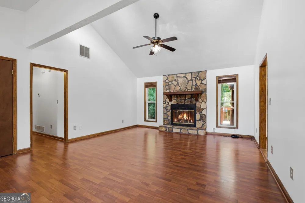 2890 Creekwood LN NW Lawrenceville, GA 30044