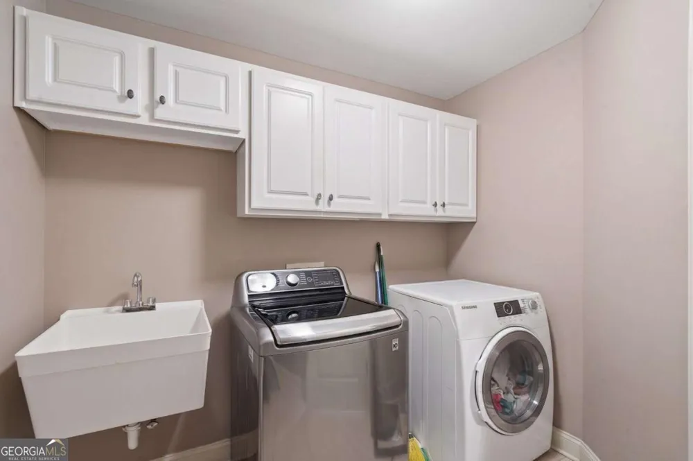 7741 Windswept WAY Douglasville, GA 30135