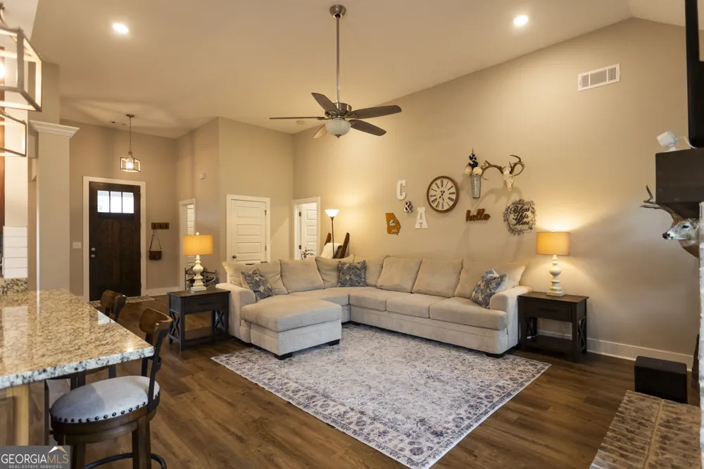 301 Savannah DR Mansfield, GA 30055