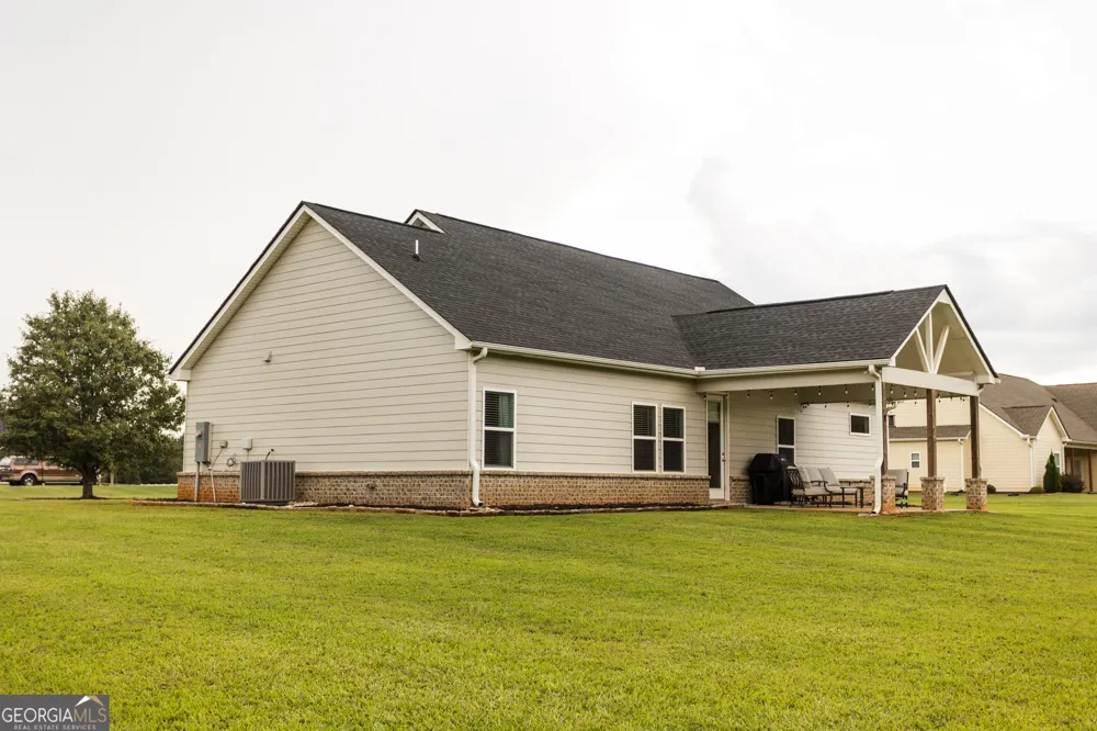 301 Savannah DR Mansfield, GA 30055