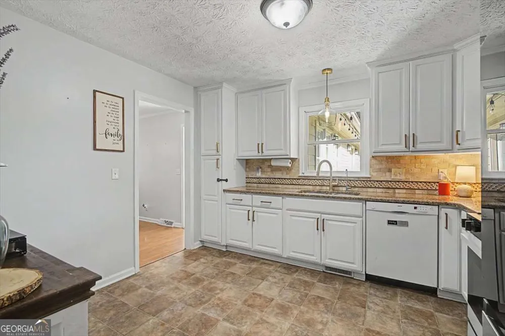 26 Gray Rock DR NW Rome, GA 30165