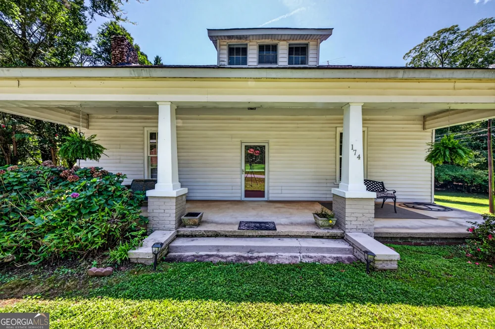 174 Sanford DR Nicholson, GA 30565
