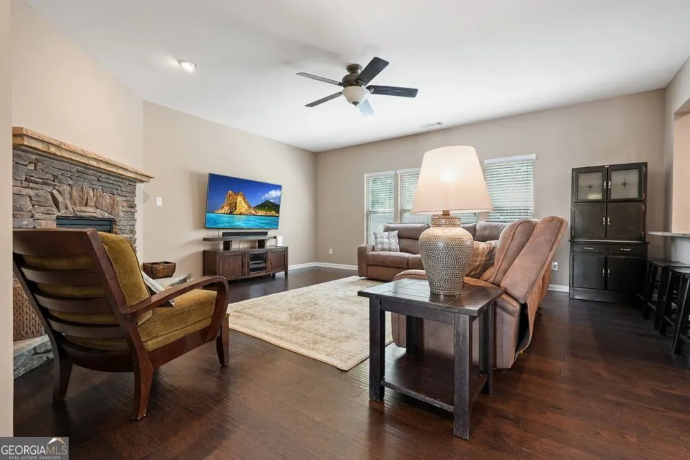 301 Hill Top Overlook Canton, GA 30114