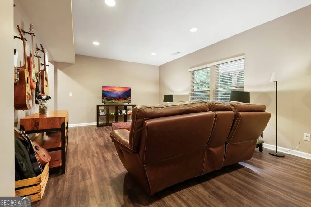 301 Hill Top Overlook Canton, GA 30114