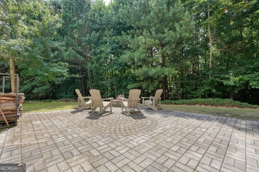 301 Hill Top Overlook Canton, GA 30114