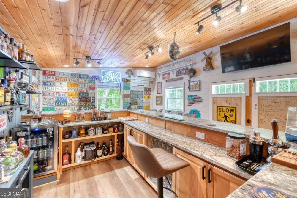 39 Mccracken Cove RD Hayesville, NC 28904