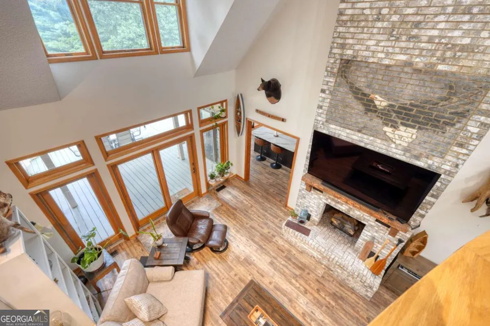 39 Mccracken Cove RD Hayesville, NC 28904