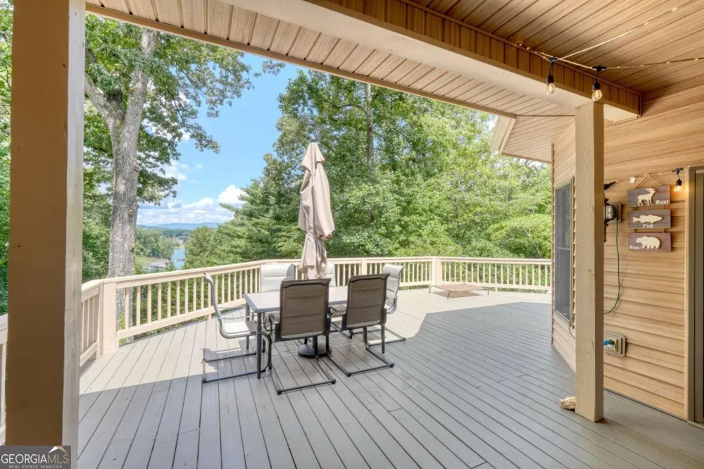 39 Mccracken Cove RD Hayesville, NC 28904