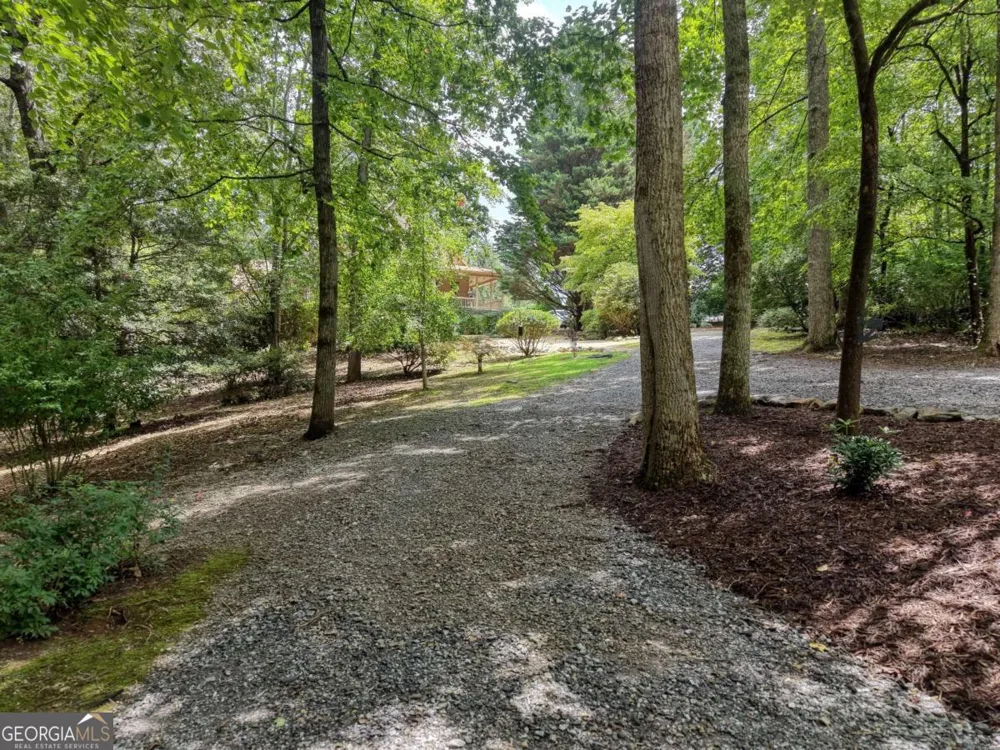 39 Mccracken Cove RD Hayesville, NC 28904