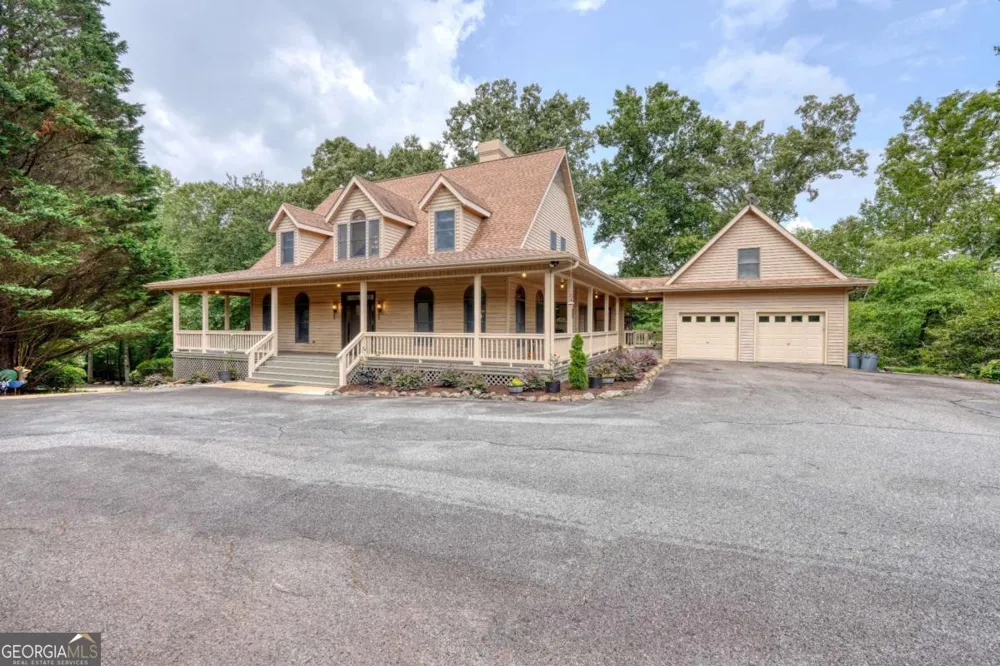 39 Mccracken Cove RD Hayesville, NC 28904