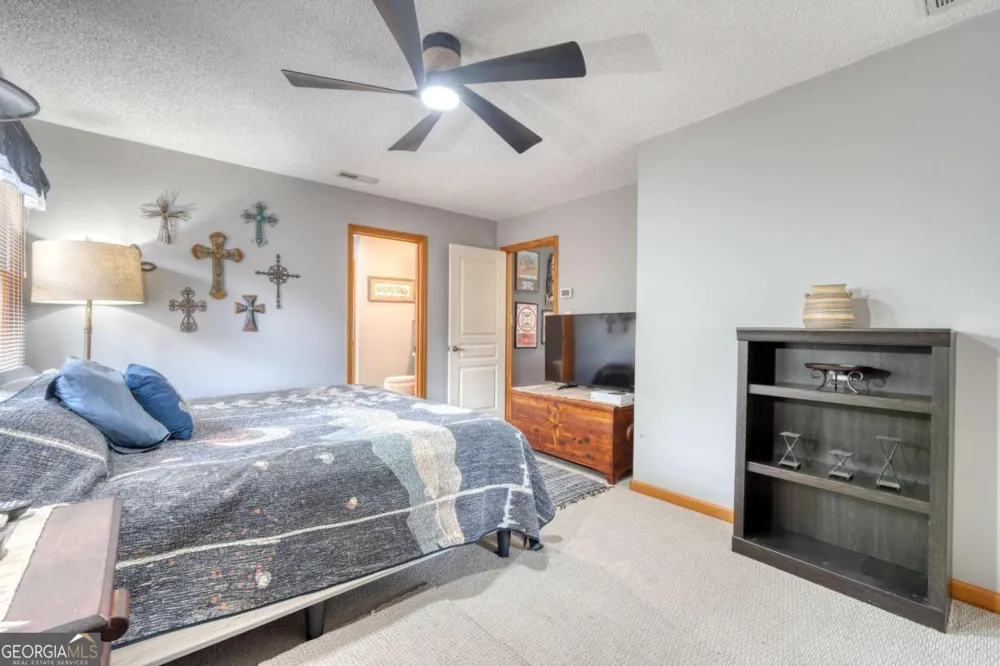 39 Mccracken Cove RD Hayesville, NC 28904