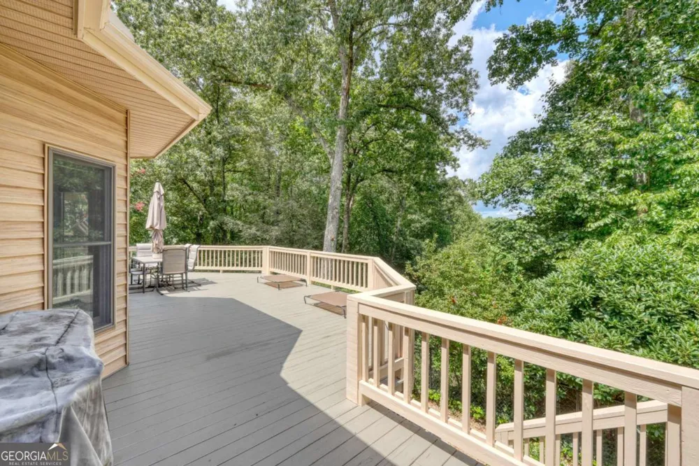 39 Mccracken Cove RD Hayesville, NC 28904