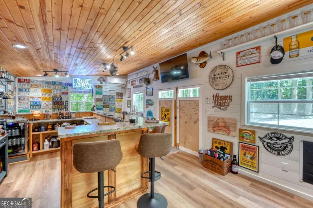 39 Mccracken Cove RD Hayesville, NC 28904