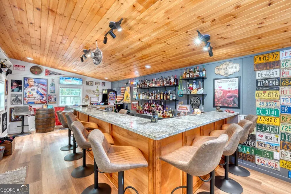 39 Mccracken Cove RD Hayesville, NC 28904
