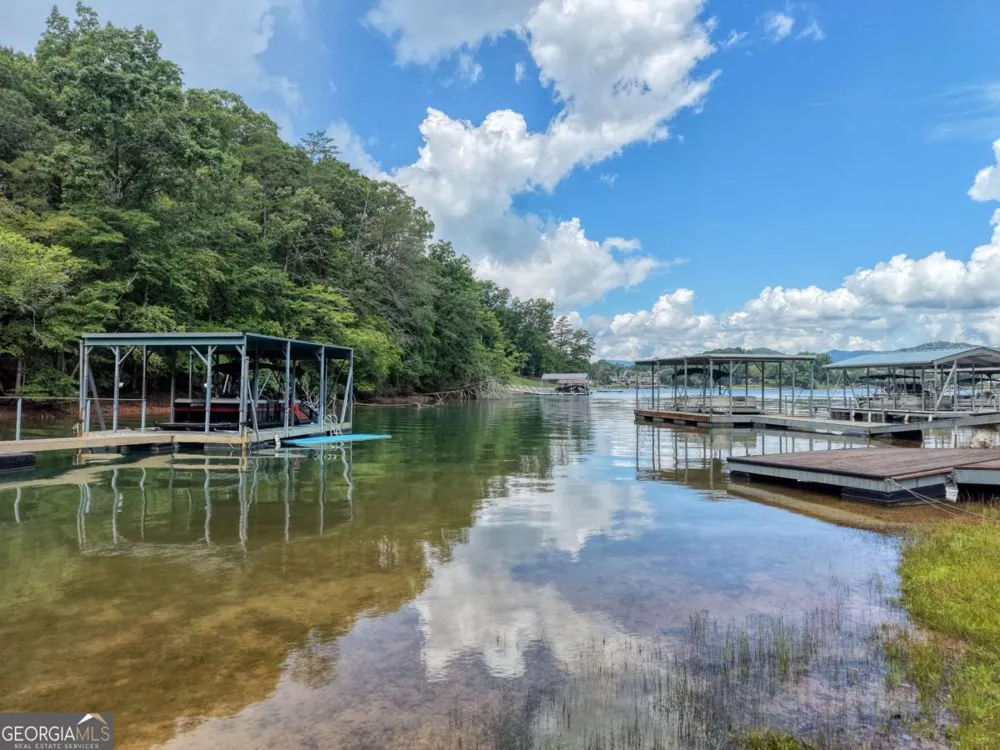39 Mccracken Cove RD Hayesville, NC 28904