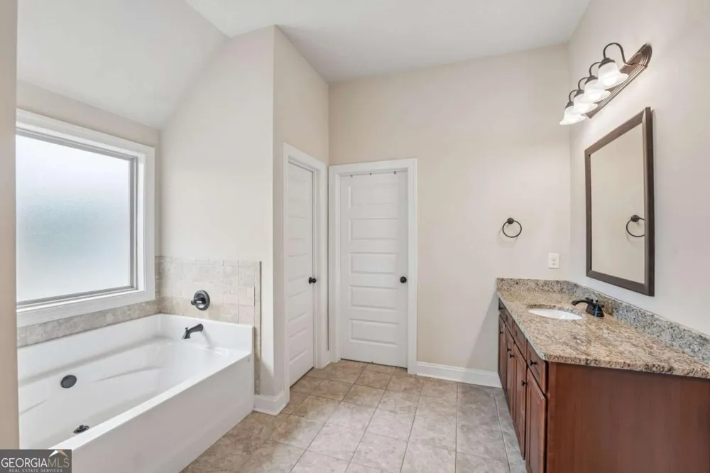 400 Guildhouse DR McDonough, GA 30252