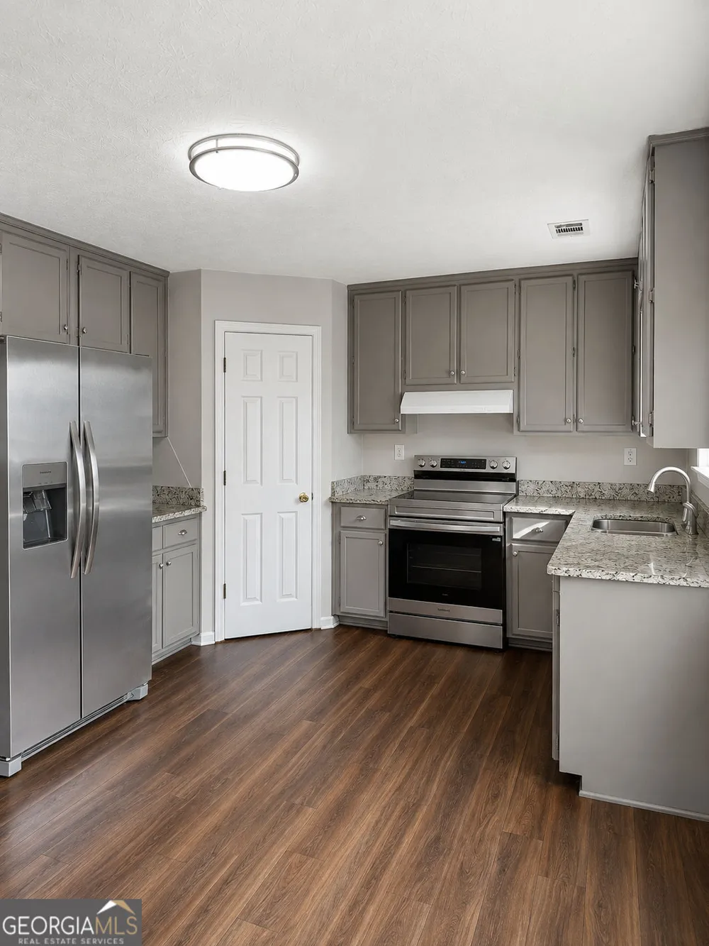 2657 Amberly Glen DR Dacula, GA 30019