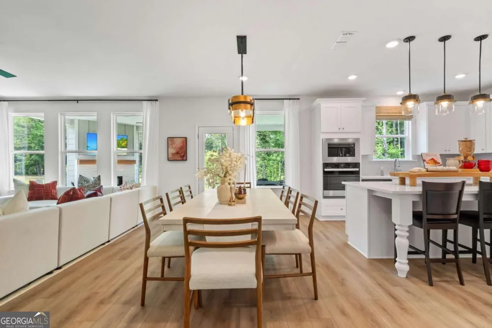 2755 Pechaver CT Snellville, GA 30039