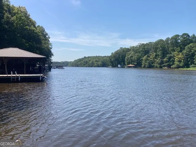 298 Burtom RD Eatonton, GA 31024