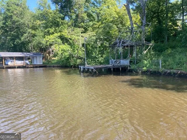 298 Burtom RD Eatonton, GA 31024