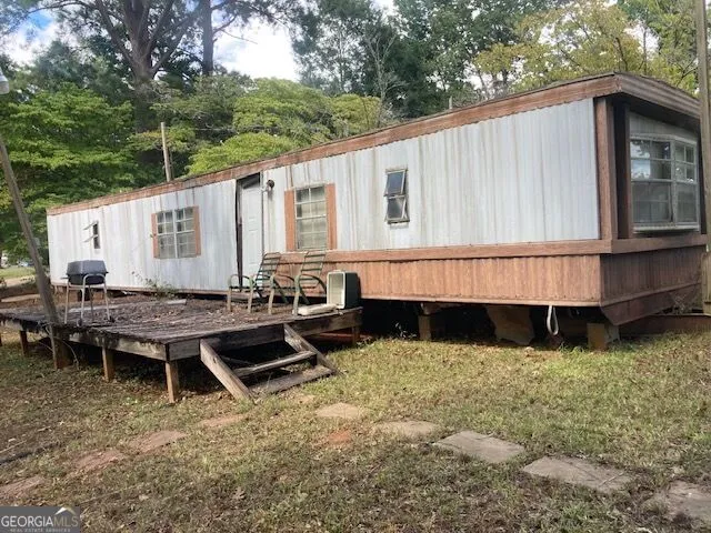 298 Burtom RD Eatonton, GA 31024
