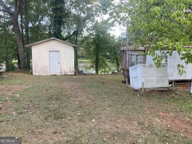 298 Burtom RD Eatonton, GA 31024