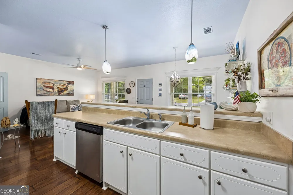 1175 Tidal DR SE Townsend, GA 31331