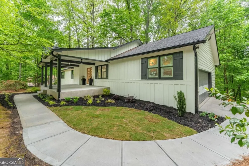 3875 Grizzard TRL Peachtree Corners, GA 30092