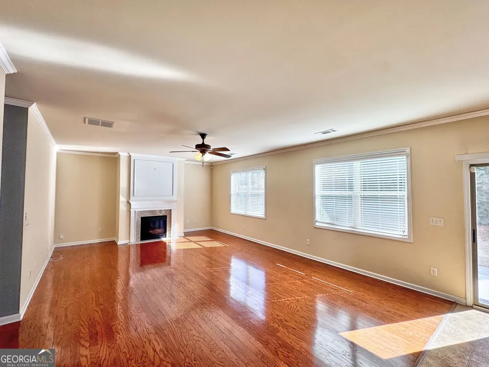 402 Sweetwood CT LaGrange, GA 30241