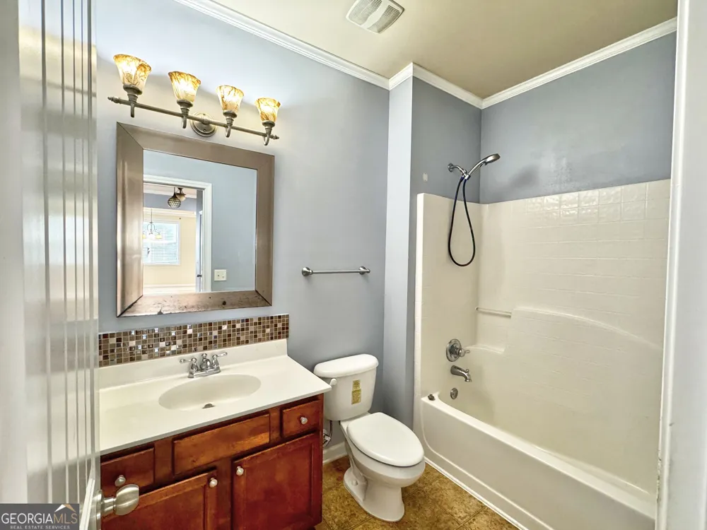 402 Sweetwood CT LaGrange, GA 30241