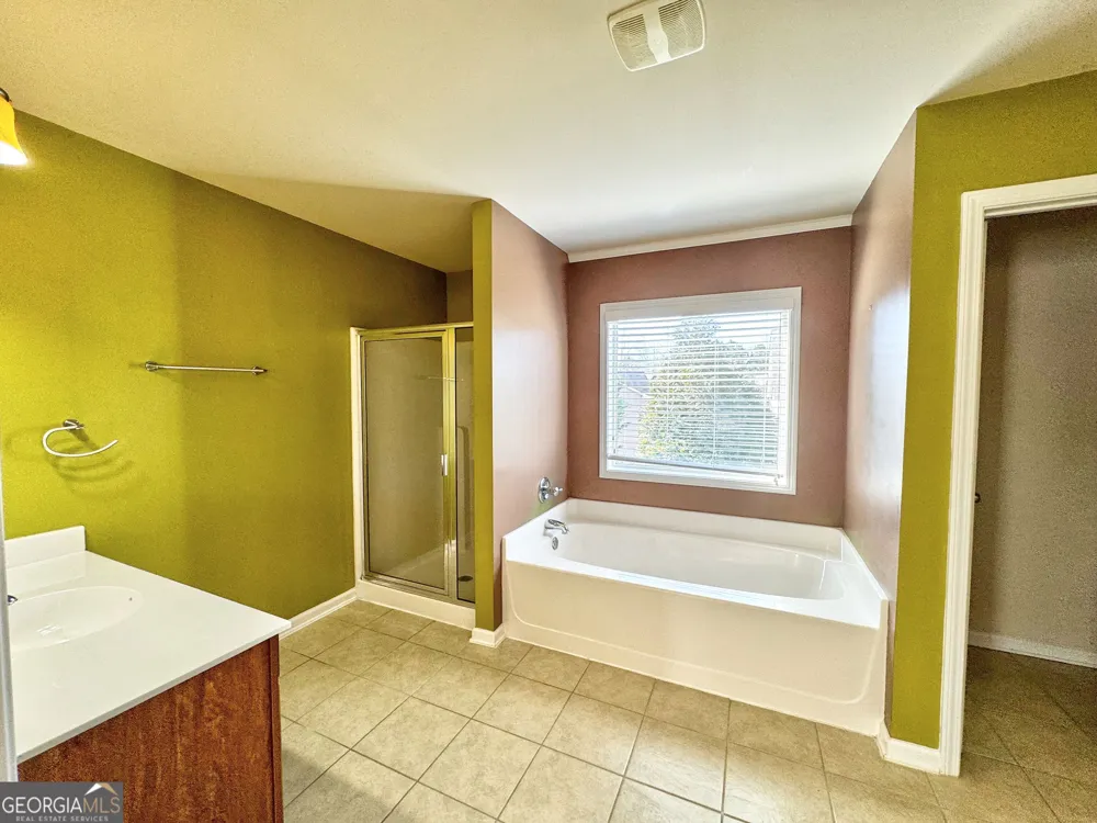 402 Sweetwood CT LaGrange, GA 30241