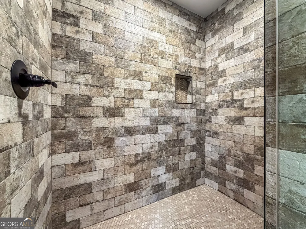123 Pamela CT Ellijay, GA 30540