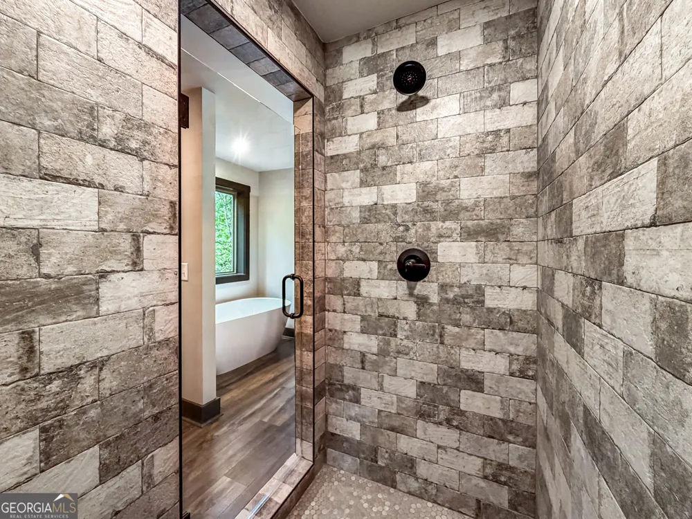 123 Pamela CT Ellijay, GA 30540