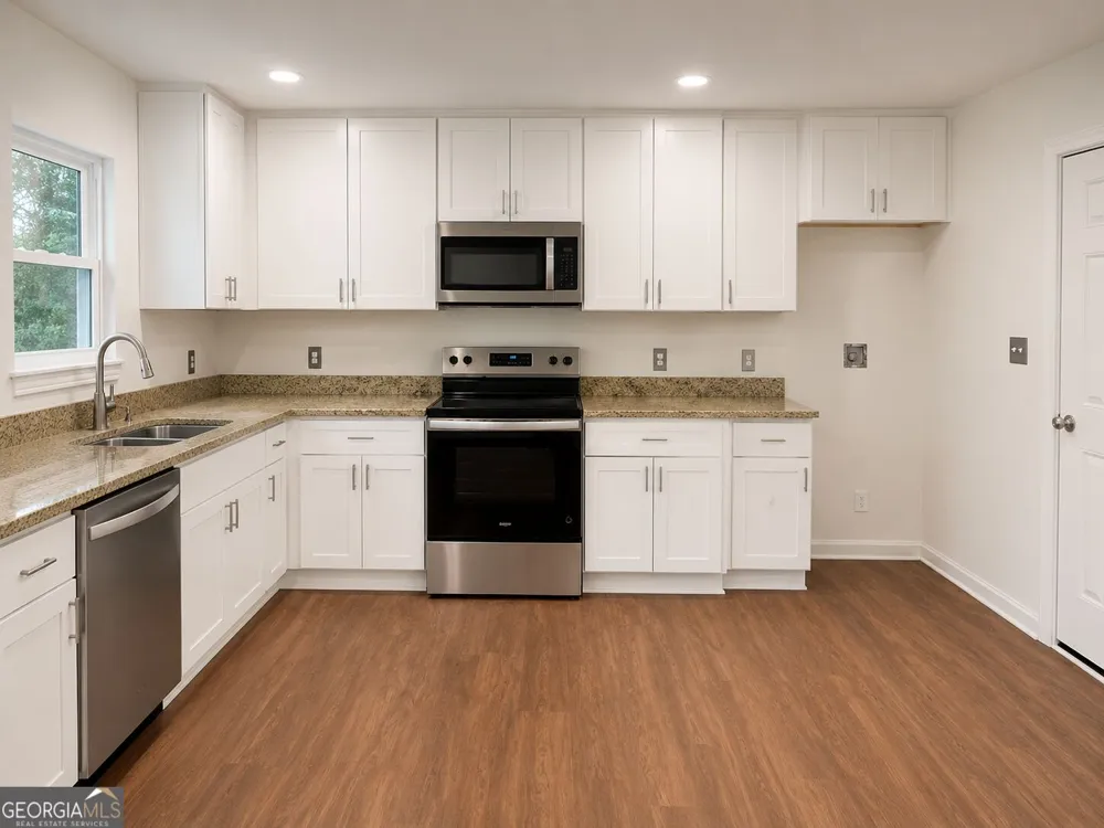 110 Thomas TRL Covington, GA 30016