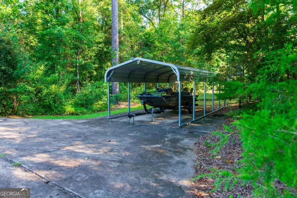 253 Price RD Pine Mountain, GA 31822
