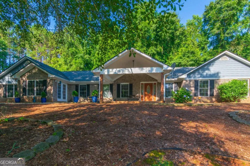 253 Price RD Pine Mountain, GA 31822